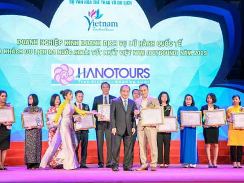 HANO TOURS hướng tới TOP doanh nghiệp lữ hành hàng đầu Việt Nam với sự đồng hành của TourWell